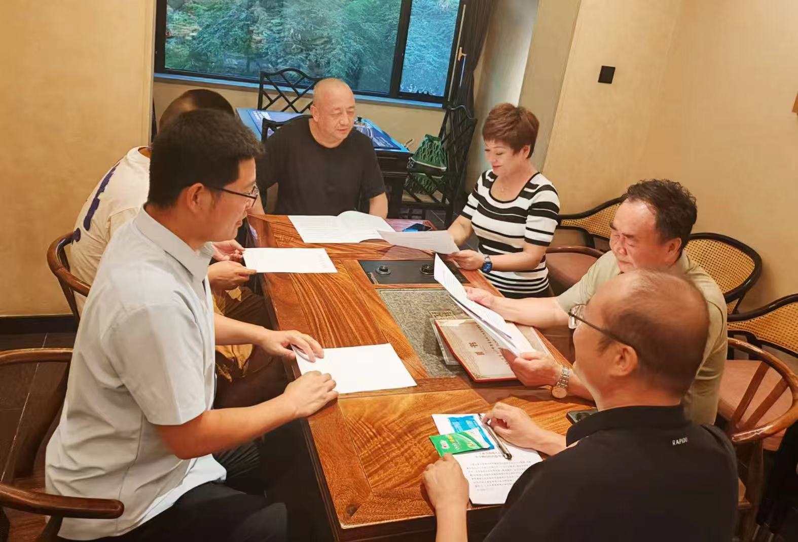 社会与法制委员会.jpg